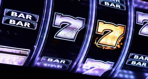 Account balance and live bet history